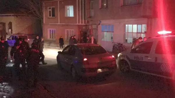 Gözaltına alındığında şarkı söyleyen abla cinayeti sanığına müebbet hapis Gözaltına alındığında şarkı söyleyen abla cinayeti sanığına müebbet hapis