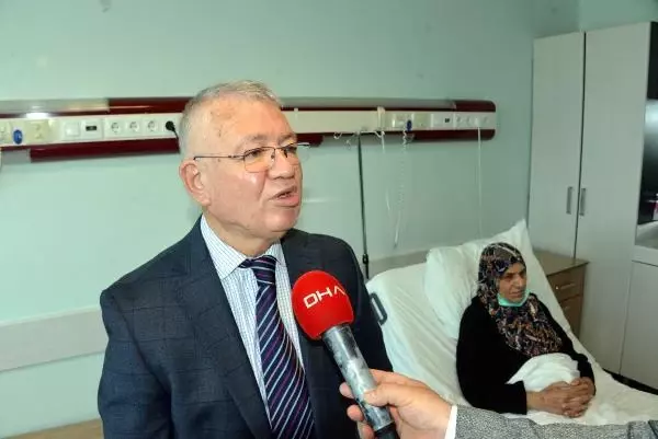 KAHRAMANMARAŞ Karnından 9 kilo 600 gram ağırlığında tümör çıkartıldı KAHRAMANMARAŞ Karnından 9 kilo 600 gram ağırlığında tümör çıkartıldı