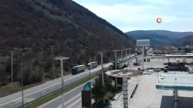 'Leylek apartmanı' sakinlerine kavuştu 'Leylek apartmanı' sakinlerine kavuştu