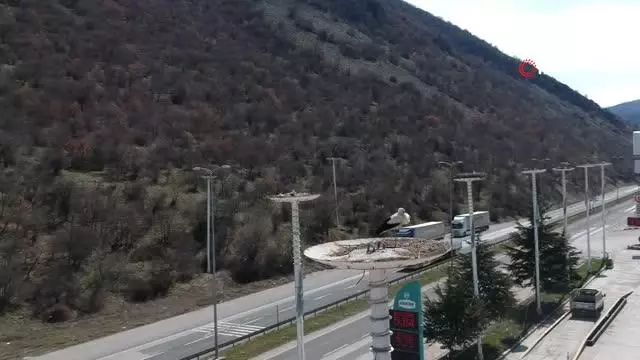 'Leylek apartmanı' sakinlerine kavuştu 'Leylek apartmanı' sakinlerine kavuştu