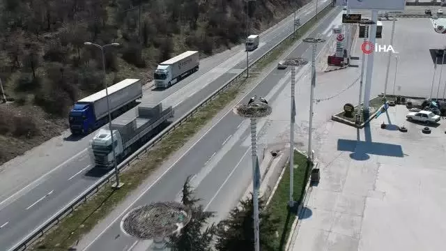 'Leylek apartmanı' sakinlerine kavuştu 'Leylek apartmanı' sakinlerine kavuştu
