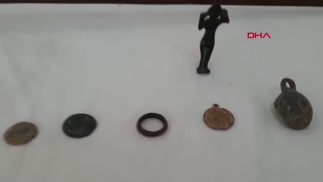 MALATYA Malatya'da tarihi eser operasyonu 2 gözaltı MALATYA Malatya'da tarihi eser operasyonu 2 gözaltı