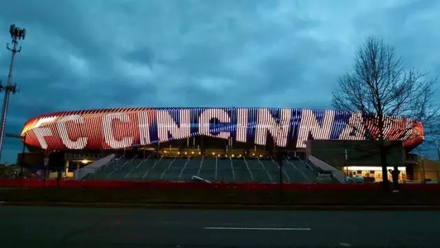 MLS ekibi FC Cincinnati'nin yeni stadyumu etkileyici bir şovla tanıtıldı MLS ekibi FC Cincinnati'nin yeni stadyumu etkileyici bir şovla tanıtıldı