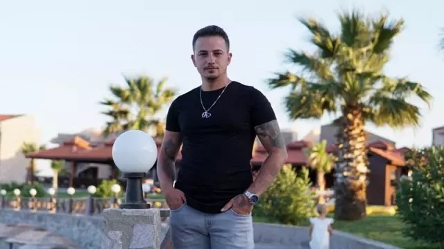 Oğuz Doğanay Kimdir? Nerelidir? Ünlü dövme sanatçısı ve takı tasarımcısının hikayesi nedir? Oğuz Doğanay Kimdir? Nerelidir? Ünlü dövme sanatçısı ve takı tasarımcısının hikayesi nedir?