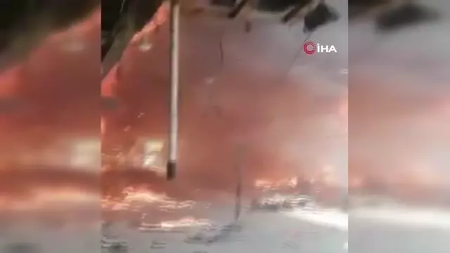 Pakistan'da pazar yerinde yangın