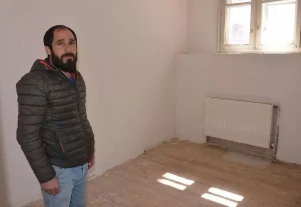 Sürüsünü satıp, şehirde ticarete atıldı; borca girince 'köyüme dönmek istiyorum' dedi Sürüsünü satıp, şehirde ticarete atıldı; borca girince 'köyüme dönmek istiyorum' dedi