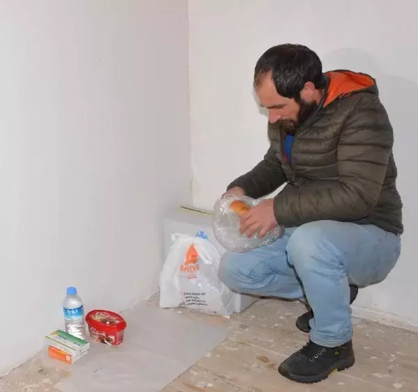 Sürüsünü satıp, şehirde ticarete atıldı; borca girince 'köyüme dönmek istiyorum' dedi Sürüsünü satıp, şehirde ticarete atıldı; borca girince 'köyüme dönmek istiyorum' dedi