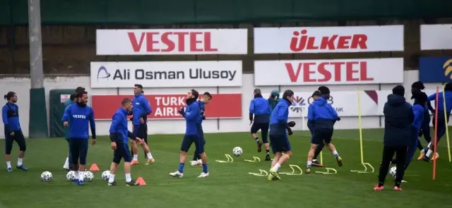 Trabzonspor, Sivasspor maçı hazırlıklarını 5 eksikle sürdürdü Trabzonspor, Sivasspor maçı hazırlıklarını 5 eksikle sürdürdü