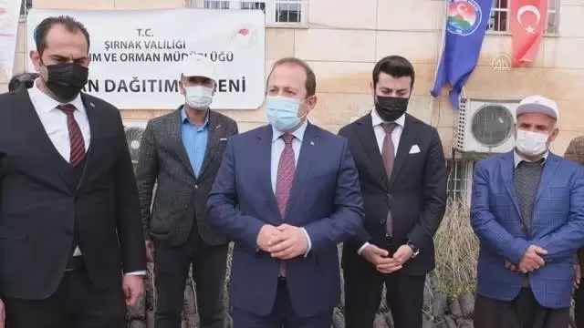Vali Pehlivan, fidan dağıtım törenine katıldı Vali Pehlivan, fidan dağıtım törenine katıldı