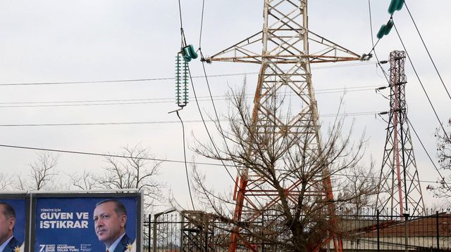 yuksek gerilim hatti kopunca sanayi kentinin 3 14034865 o