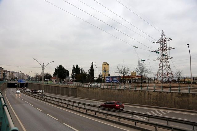 yuksek gerilim hatti kopunca sanayi kentinin 4 14034865 o