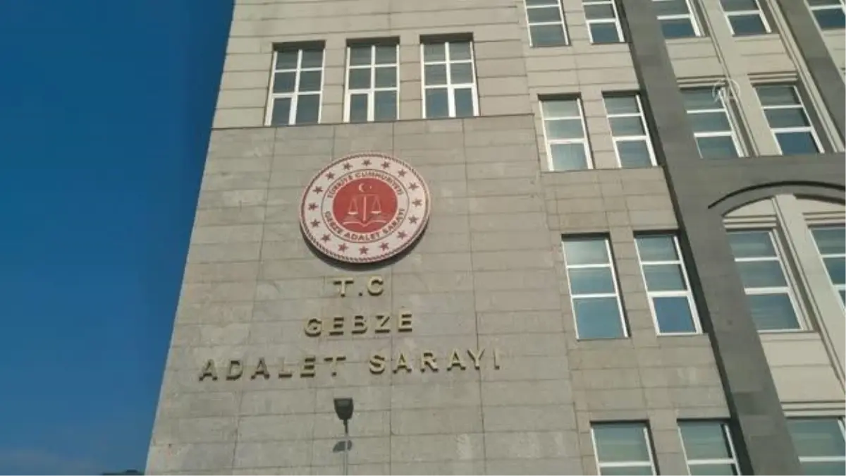 6 ilde beyaz eşya dolandırıcılığı yaptıkları iddiasıyla gözaltına alınan 45 zanlı adliyede