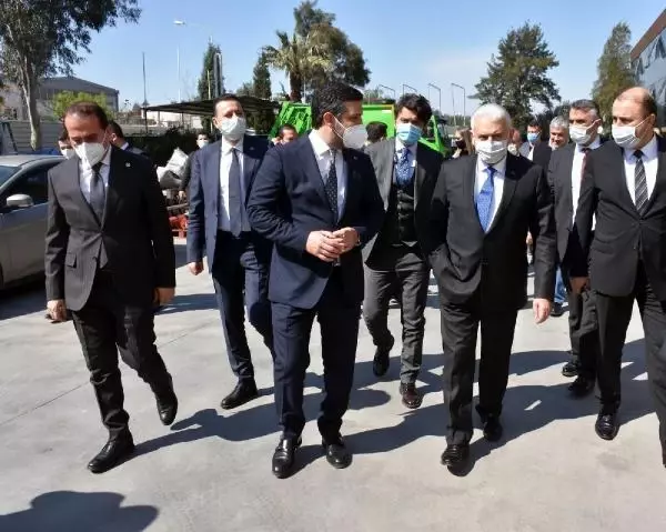 İZMİR AK Parti Genel Başkanvekili Yıldırım, Menemen'de partililere seslendi İZMİR AK Parti Genel Başkanvekili Yıldırım, Menemen'de partililere seslendi