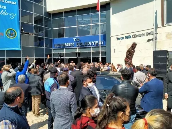 İZMİR AK Parti Genel Başkanvekili Yıldırım, Menemen'de partililere seslendi İZMİR AK Parti Genel Başkanvekili Yıldırım, Menemen'de partililere seslendi