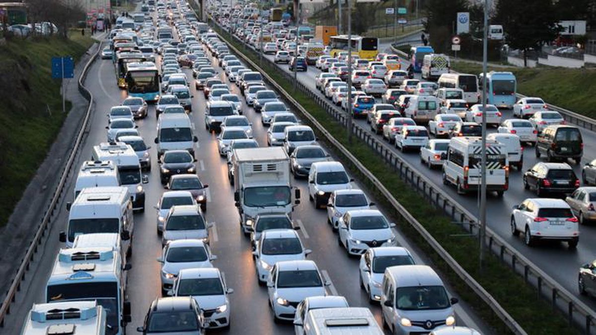 Araç sahipleri dikkat! Kış lastiği uygulaması sona erdi, değiştirmeyen pişman olur