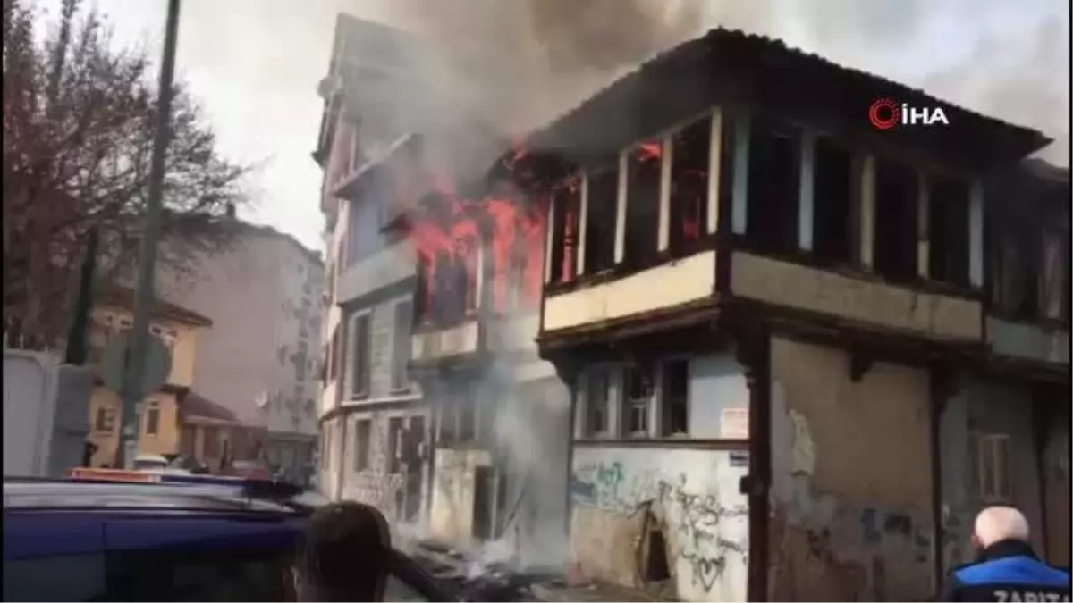 Son dakika haber... Ateşe verip kayıplara karıştılar.. Metruk bina alev alev yandı