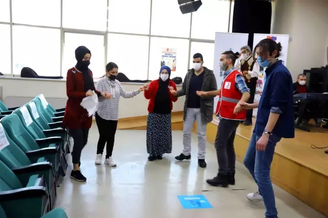 Bağcılar'da Otizm Farkındalık Günü dolu dolu yaşandı Bağcılar'da Otizm Farkındalık Günü dolu dolu yaşandı