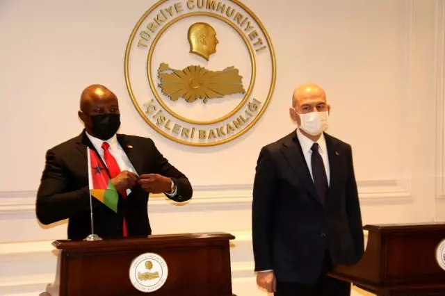 Bakan Soylu, Gine Bissaulu mevkidaşı Cande'yi kabul etti Bakan Soylu, Gine Bissaulu mevkidaşı Cande'yi kabul etti