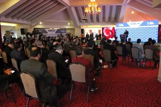Binali Yıldırım: 'Gelişmeler Türkiye'ye çok büyük fırsat penceresi açıyor, bunu görmemiz lazım' Binali Yıldırım: 'Gelişmeler Türkiye'ye çok büyük fırsat penceresi açıyor, bunu görmemiz lazım'