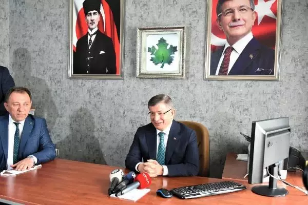 AKSARAY Davutoğlu, Aksaray'da esnafı ziyaret etti AKSARAY Davutoğlu, Aksaray'da esnafı ziyaret etti