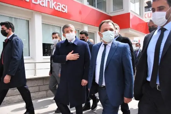 AKSARAY Davutoğlu, Aksaray'da esnafı ziyaret etti AKSARAY Davutoğlu, Aksaray'da esnafı ziyaret etti