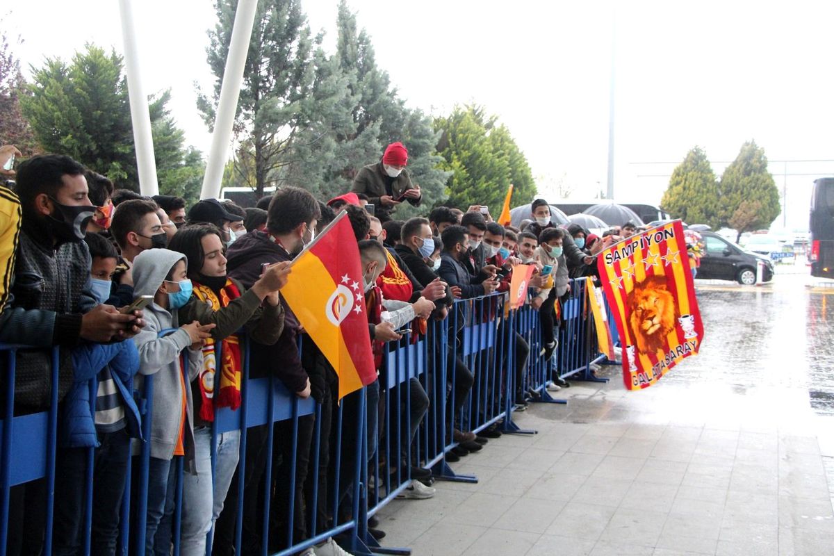 Galatasaray, Hatay'a geldi