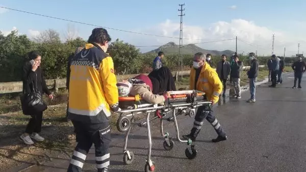 Son dakika gündem: Hafif ticari araç, kamyonete çarptı: 1 ölü, 2 yaralı Son dakika gündem: Hafif ticari araç, kamyonete çarptı: 1 ölü, 2 yaralı