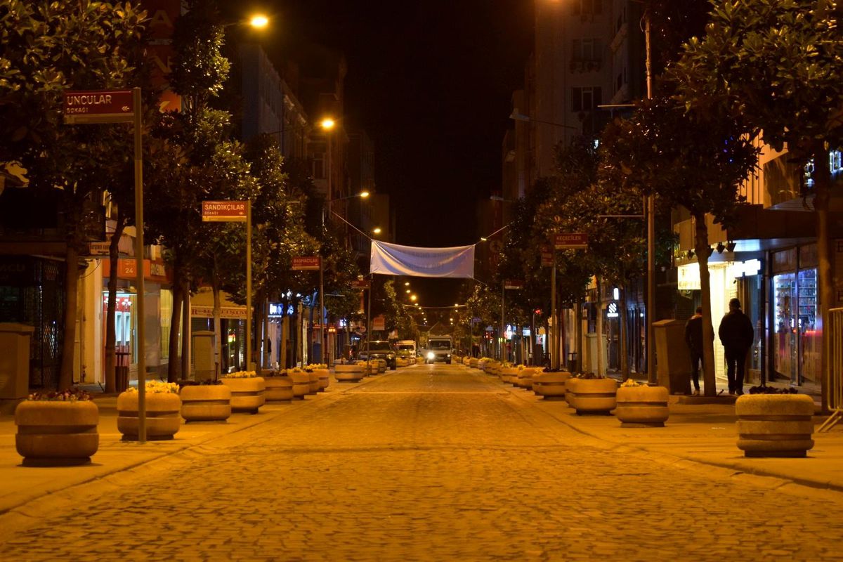 Kısıtlamalar Balıkesir'de başladı