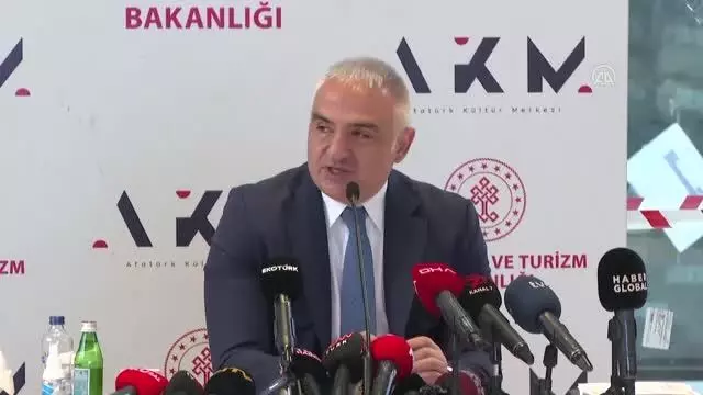 Son dakika haberi | Kültür ve Turizm Bakanı Ersoy, basın mensuplarına AKM'yi gezdirdi (5) Son dakika haberi | Kültür ve Turizm Bakanı Ersoy, basın mensuplarına AKM'yi gezdirdi (5)