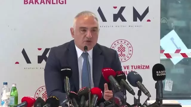 Son dakika haberi | Kültür ve Turizm Bakanı Ersoy, basın mensuplarına AKM'yi gezdirdi (5) Son dakika haberi | Kültür ve Turizm Bakanı Ersoy, basın mensuplarına AKM'yi gezdirdi (5)
