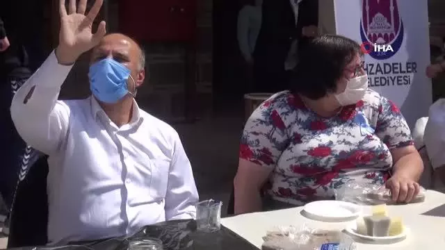 Otizmli bireyler ahşap boyama etkinliğinde buluştu Otizmli bireyler ahşap boyama etkinliğinde buluştu