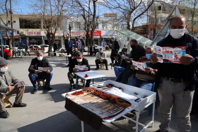 Polislerden broşürlü korona virüs uyarısı Polislerden broşürlü korona virüs uyarısı