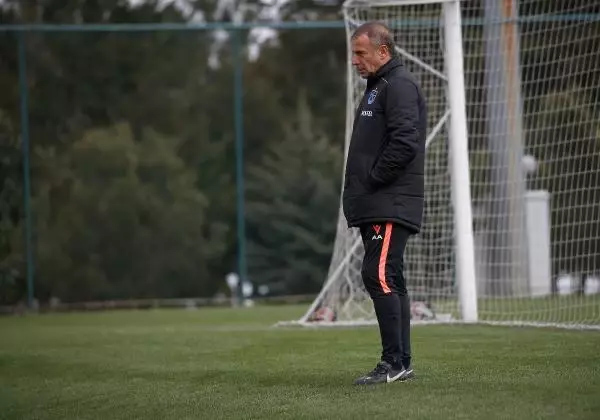 Trabzonspor'un Sivasspor maçı kafilesinde 6 eksik Trabzonspor'un Sivasspor maçı kafilesinde 6 eksik