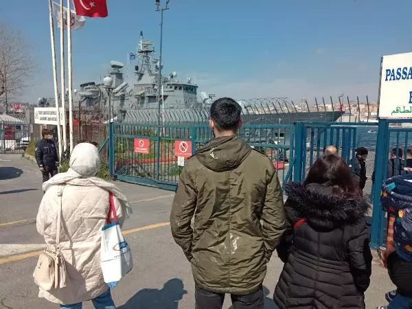 TÜRK VE İSPANYA SAVAŞ GEMİLERİ SARAYBURNU'NA DEMİR ATTI TÜRK VE İSPANYA SAVAŞ GEMİLERİ SARAYBURNU'NA DEMİR ATTI