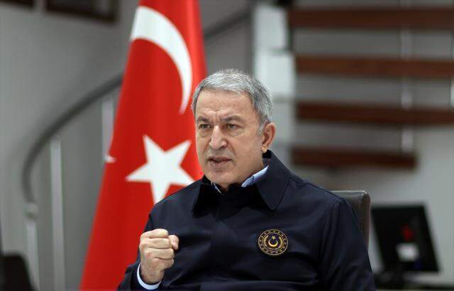 1995 rakımlı zirvede kritik toplantı! Bakan Akar, terörle mücadele kapsamında alınan tedbirleri inceledi