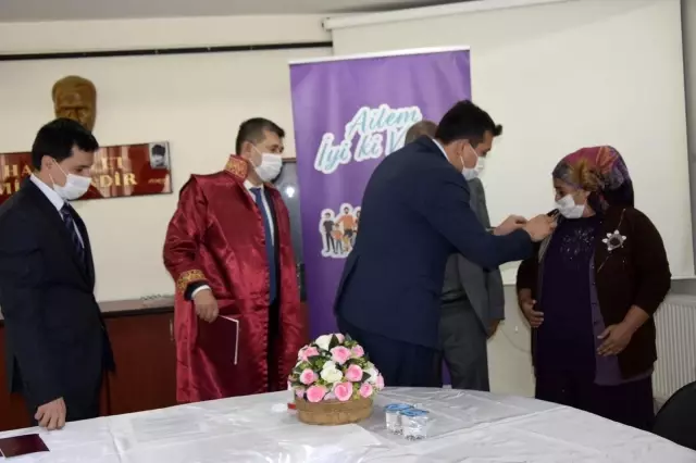 Afyonkarahisar'da toplu nikah töreni Afyonkarahisar'da toplu nikah töreni
