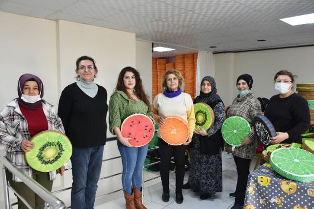 Altınlarını satıp kooperatif kuran kadınlar, şimdi siparişlere yetişemiyor