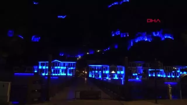 AMASYA Şehzadeler şehri Amasya'da otizme 'mavi' farkındalık AMASYA Şehzadeler şehri Amasya'da otizme 'mavi' farkındalık