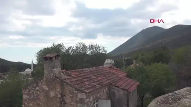 ANTALYA Tarih ve kültür hazinesi Barak kilimlerini yaşatmaya çalışıyorlar ANTALYA Tarih ve kültür hazinesi Barak kilimlerini yaşatmaya çalışıyorlar