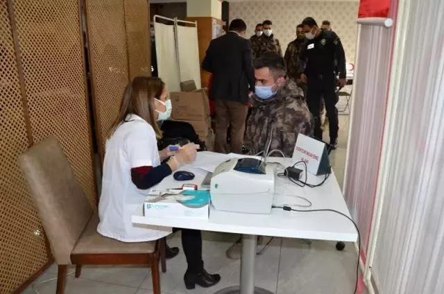 Aydın İl Emniyet Müdürü Ekici; 'Kanımız ve canımızla milletimizin yanındayız' Aydın İl Emniyet Müdürü Ekici; 'Kanımız ve canımızla milletimizin yanındayız'