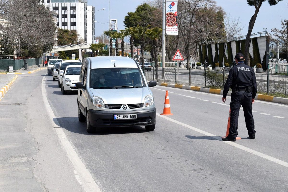 Son dakika haberi: Balıkesir'de kısıtlamalar sıkı bir şekilde uygulanıyor