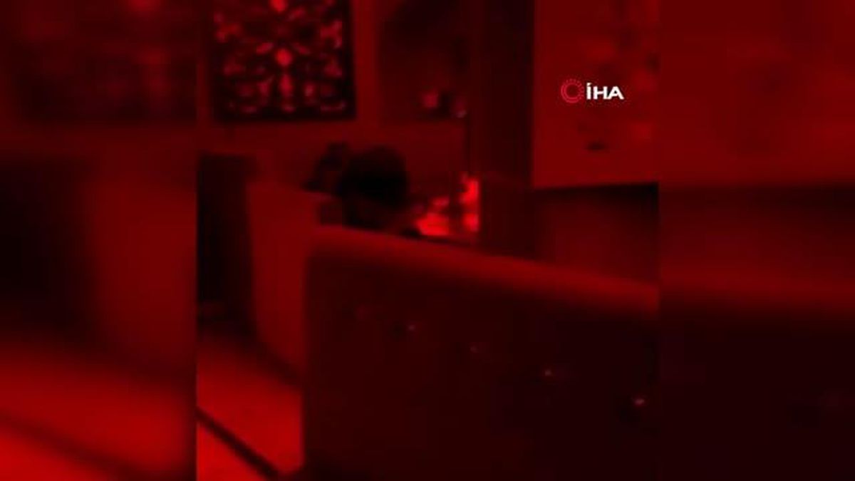 Bursa'da korona virüsü hiçe sayan kaçak meyhaneye baskın