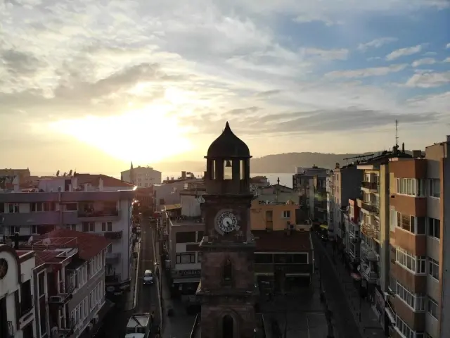 Kısıtlamada Taksim meydanı turistlere kaldı Kısıtlamada Taksim meydanı turistlere kaldı