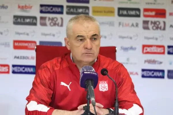 Sivasspor-Trabzonspor maçının ardından Sivasspor-Trabzonspor maçının ardından