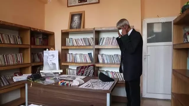 DİYARBAKIR - Yetiştirme yurdunda başlayan resim tutkusunu 45 yıldır devam ettiriyor DİYARBAKIR - Yetiştirme yurdunda başlayan resim tutkusunu 45 yıldır devam ettiriyor