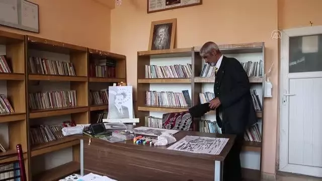 DİYARBAKIR - Yetiştirme yurdunda başlayan resim tutkusunu 45 yıldır devam ettiriyor