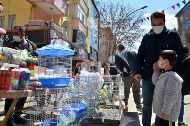 Elbistan'da 'alışveriş bayramı' düzenlendi