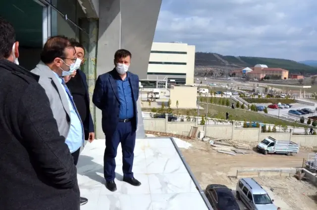 Emet'te Gençlik Merkezi yapımında sona gelindi Emet'te Gençlik Merkezi yapımında sona gelindi