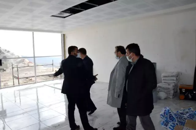Emet'te Gençlik Merkezi yapımında sona gelindi Emet'te Gençlik Merkezi yapımında sona gelindi
