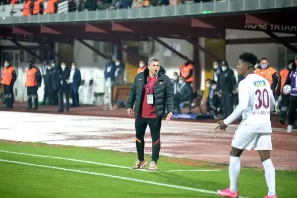 SPOR Galatasaray Yardımcı Antrenörü Levent Şahin Bizi üzen sonuçtan çok Galatasaray'a yakışmayan oyundu SPOR Galatasaray Yardımcı Antrenörü Levent Şahin Bizi üzen sonuçtan çok Galatasaray'a yakışmayan oyundu